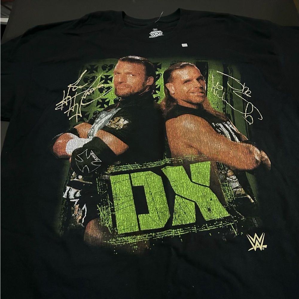 WWE Black and Green Graphic T-Shirt
